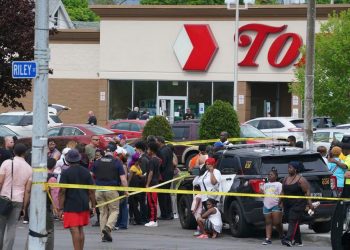 Racista mató a 10 personas afrodescendientes en Nueva York