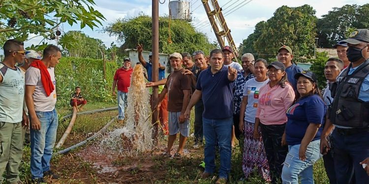 Alcaldía del municipio Sotillo realizó restructuraciones en los servicios públicos 1 Municipio sotillo cuenta con alumbrado y agua.