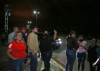 Gobernador de Monagas repone 250 luminarias en Santa Bárbara