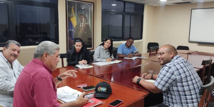 Gobernación del estado Apure y uraplast apoyan sector construcción de la región 1 Alianza entre Uraplast y la Gobernación impulsará el sector construcción y la distribución de sus productos.