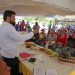 Gobernador Luna impulsa la producción y el emprendimiento en municipios productivos 9 El gobernador Ernesto Luna, junto al alcalde del municipio Bolívar, Ambrosio García, plantea capacitación técnica para los productores. (Foto: Eliseo Pereira)