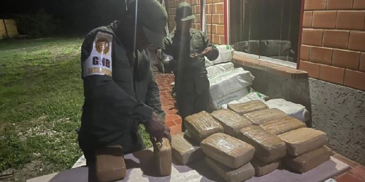 FANB incautó casi dos toneladas de drogas proveniente de Colombia 1 Nuevo proyecto 11