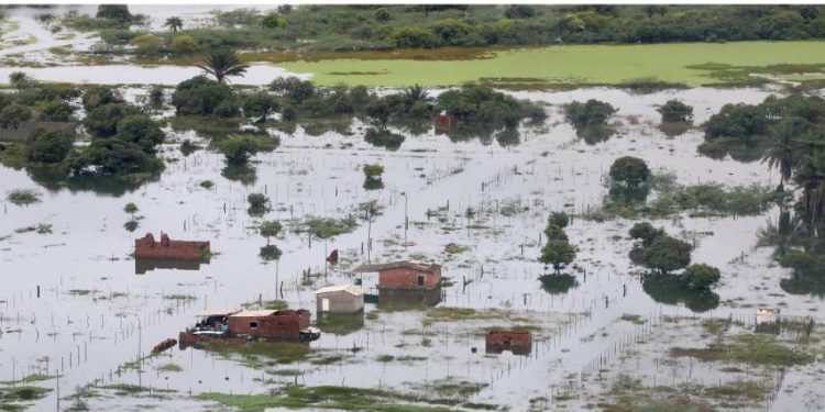 Lluvias torrenciales en Brasil dejan 100 fallecidos en Recife 1 RECIFE BRASIL