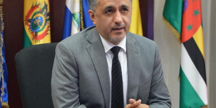 Sacha Llorenti: reunión en EEUU, no es una cumbre, ni es de las Américas 1 Sacha Llorenti Asegura que la convocatoria de Washington, que intenta utilizar cualquier espacio en beneficio de sus intereses hegemónicos, ha fracasado antes de comenzar.