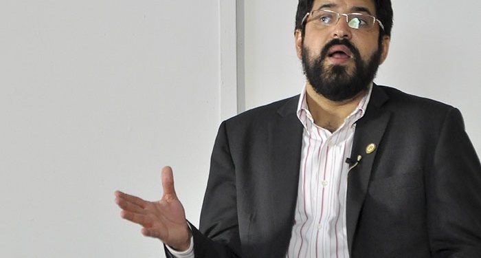 Asdrúbal Oliveros considera la "mayor crisis energética ante posible embargo petrolero de la UE" 1 Oliveros asegura que "podría ser el comienzo de la mayor crisis energética desde los años 70"