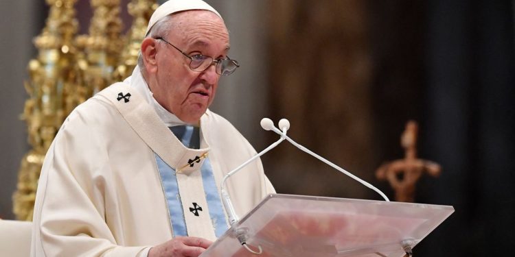 El Papa Francisco culpa a la OTAN de la invasión rusa en Ucrania