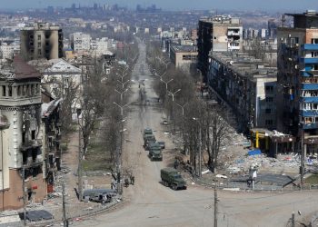 Evacuadas 445 personas de Mariúpol a zonas controladas por el gobierno ucraniano