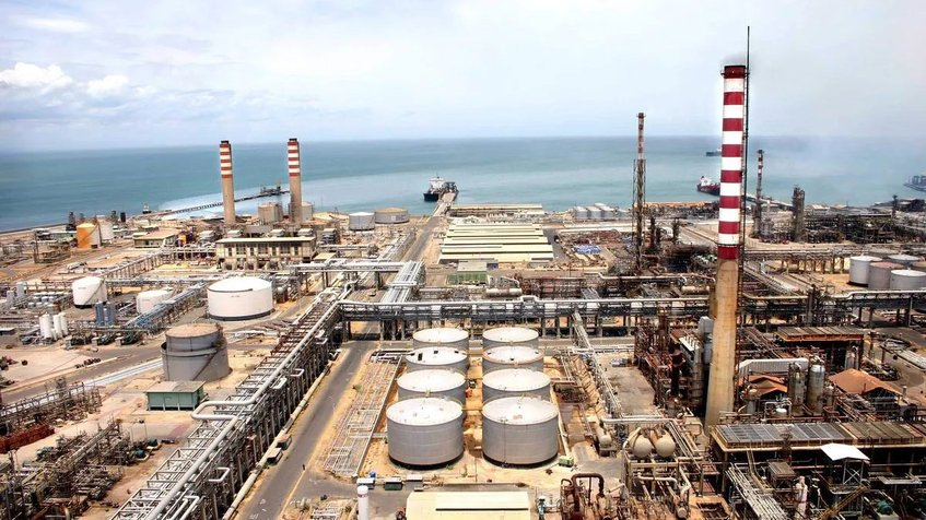 Ministro Tarek El Aissami confirma operatividad total de la refinería Cardón