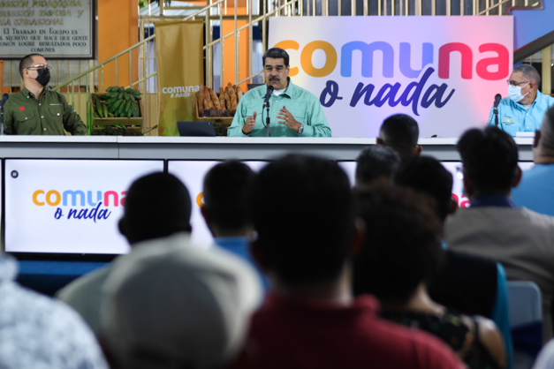 Presidente Nicolás Maduro ordenó la transferencia de activos a los consejos comunales del país