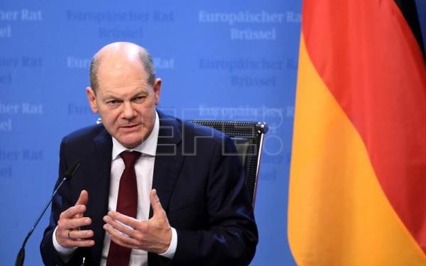 A pesar de las pérdidas económicas que implican para muchas empresas alemanas, el canciller Olaf Scholz las instó a respaldar la política de sanciones contra la economía rusa.