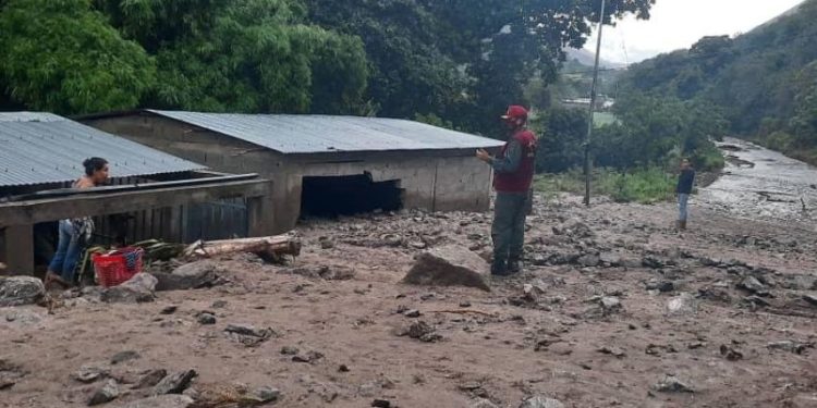 Estado Trujillo se mantiene bajo «decreto de emergencia» por fuertes lluvias 1 lluvias en Trujillo