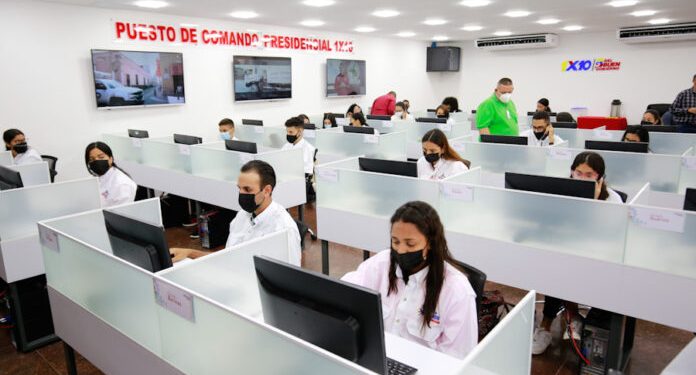 Plataforma 1x10 ha detectado más de 31 denuncias a tres días de su lanzamiento 1 Maduro asegura que la herramienta 1x10 busca "mostrar la denuncia, mostrar el proceso y mostrar el resultado"