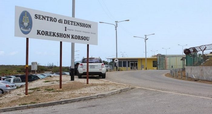 La organización no gubernamental Human Rights Defense Curazao (HRDC) solicitó al gobierno del primer ministro Gilmar Pik Pisas que libere a los ciudadanos.