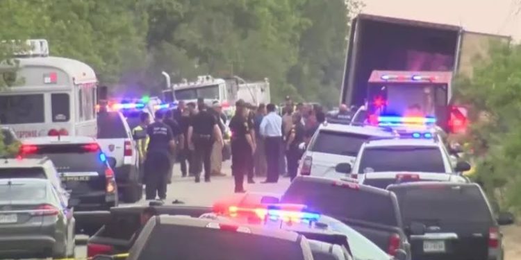 Cifra de muertos asciende a 53 tras el viaje de migrantes dentro de un camión en Texas 1 Cifra de muertos asciende a 53 tras el viaje de migrantes dentro de un camión en Texas