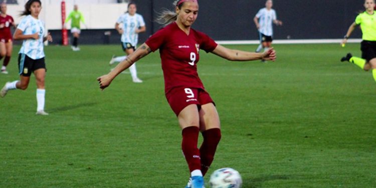 Deyna Castellanos se lesiona a pocos días de la Copa América 1 5f81ed4f637d4647894ccaa68af81bff