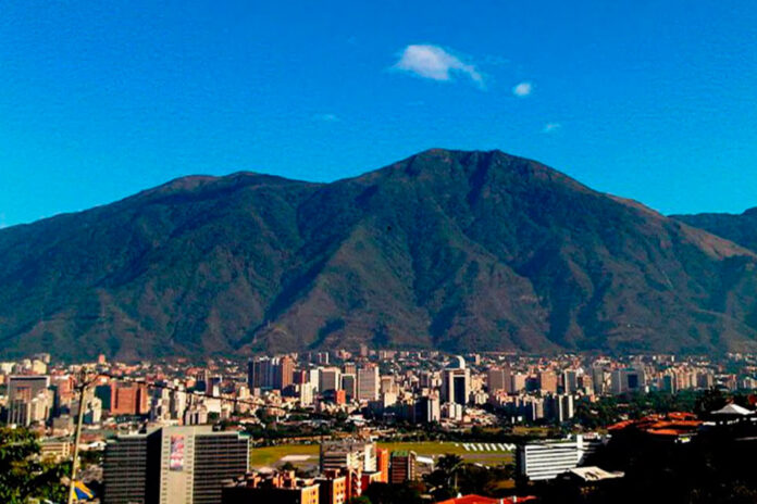 Caracas siempre amada 696x464 3