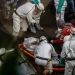 Muere un minero y buscan a 14 tras explosión de mina en Colombia 10 La explosión, ocurrida el lunes, liberó altas concentraciones de monóxido de carbono que hacen más difícil el acceso al lugar para el rescate de los mineros atrapados.
