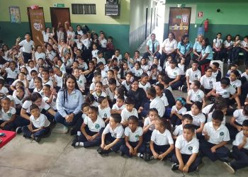 Busca promover la campaña de concientización en los planteles educativos