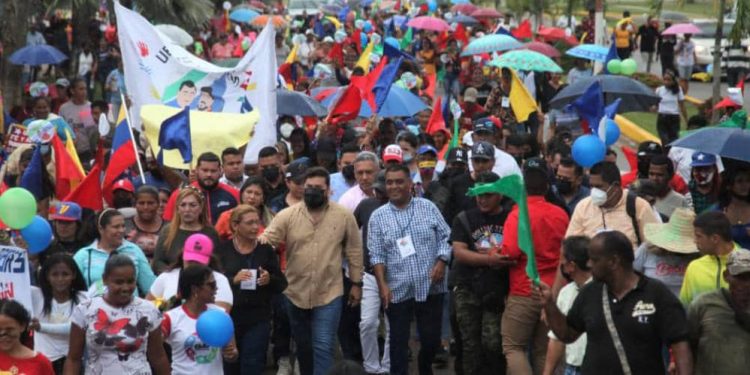 Beneficiados más de 3 mil habitantes de Libertador con atención directa