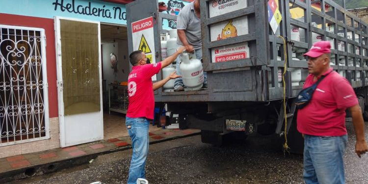 Gasmaca y Gas Comunal realizan jornada en Acosta 1 Gasmaca y Gas Comunal realizan jornada en Acosta