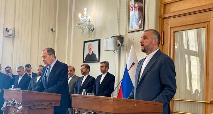 Rusia e Irán denuncian política de sanciones ilegales unilaterales 1 Lavrov dijo que no hay relación entre la operación rusa en Ucrania y la crisis alimentaria mundial.