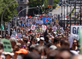 Multitudinaria protesta en Madrid contra la cumbre de la OTAN