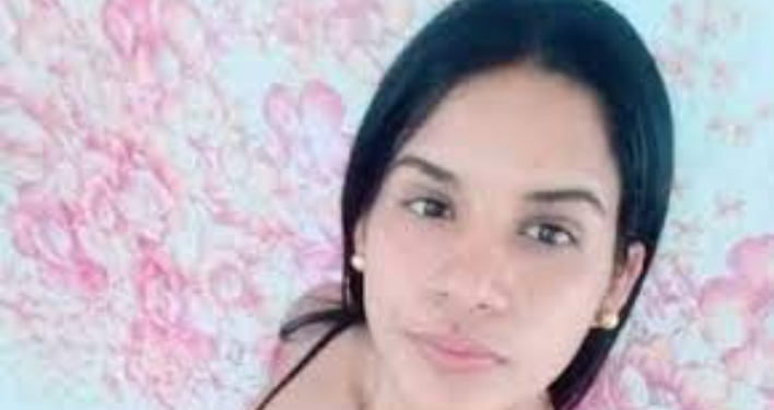 Aparece joven venezolana secuestrada en Trinidad y Tobago 1 Luego de ser rescatada por la policía fue llevada al hospital para recibir tratamiento médico.