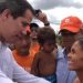 Guaidó a Maduro: "El miedo lo tienen ustedes, nosotros seguiremos en las calles" 10 El opositor asegura que seguirá en las calles