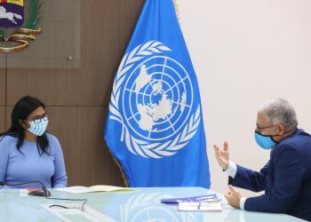 Autoridades evaluaron programas de cooperación en materia de salud