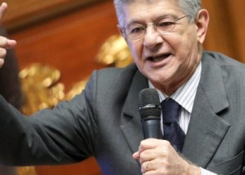 Allup asegura que espera unificar el partido político