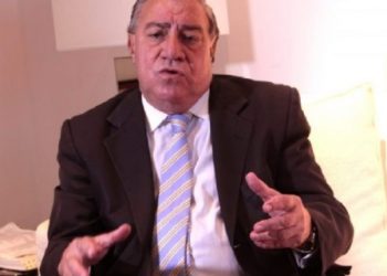 Analista asegura que en Venezuela "existe un gobierno que se mete en todo"