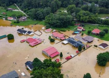 Inundaciones deja al menos 25 muertos en Kentucky