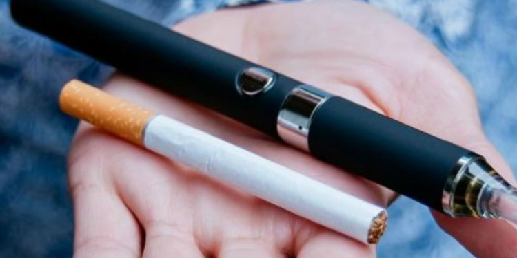 SAV advierte el riesgo del uso del cigarrillo electrónico: "También contiene nicotina" 1 SAV asegura que este nuevo consumo se ha convertido muy popular entre los jóvenes