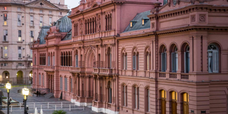 El Senado de Argentina nombró nuevos embajadores para Venezuela, Ecuador y Honduras