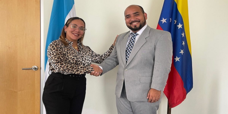 Venezuela y Honduras estrechan relaciones en materia de educación 1 Venezuela y Honduras estrechan relaciones en materia de educación