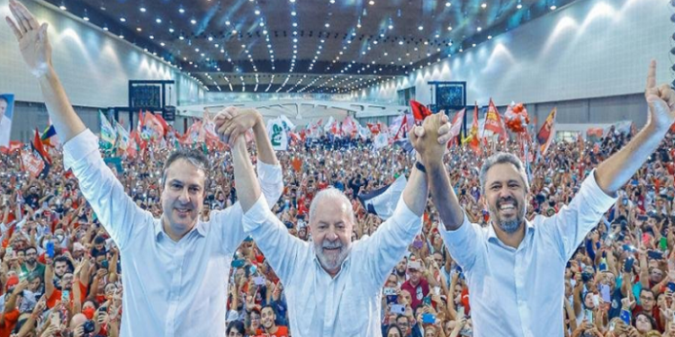 Multitudinario acto de campaña protagoniza Lula da Silva 1 Multitudinario acto de campaña protagoniza Lula da Silva