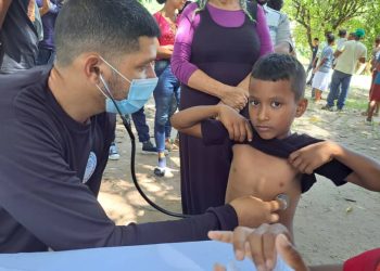 Habitantes de Punta de Piedra reciben jornada médico asistencial en Sotillo Monagas