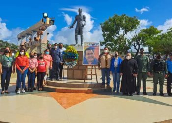 Conmemoran 68 años del natalicio del Comandante Chávez en Sotillo