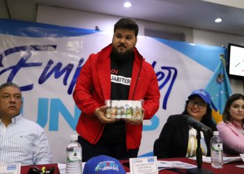 Más de 220 emprendedores monaguenses recibieron financiamientos para impulsar el desarrollo económico.