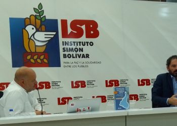 Analizan desafíos de la fuerzas revolucionarias en un foro
