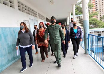 Centros educativos de Caracas alcanza el 90% de las Bricomiles conformadas