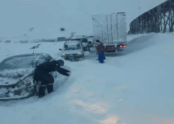 Intensa nevada deja a cientos de personas varadas entre Argentina y Chile