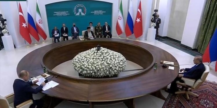 Irán, Rusia y Turquía señalan que Estados Unidos debe retirarse de Siria 1 Irán, Rusia y Turquía señalan que Estados Unidos debe retirarse de Siria