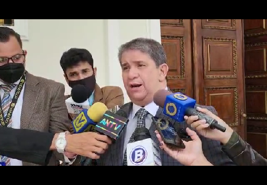 José Correa: «AN se ocupa en solucionar y resolver los problemas que represente la justicia venezolana»