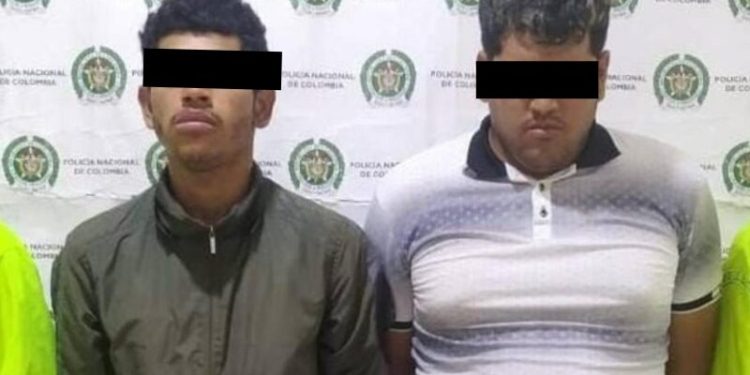 Colombia desarticuló banda criminal el tren de Aragua 1 Diego Molano ministro de defensa, dijo que la banda se dedicaba a torturar y descuartizar a las personas en barrios de Bogotá.