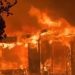 Evacuaron alrededor de 6 mil personas por incendio cerca del parque Yosemite en Estados Unidos