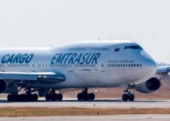 Retenido ilegalmente un avión en Argentina