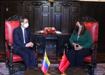 Carmen Meléndez sostuvo encuentro con embajador de china