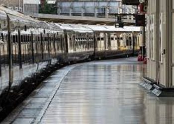 Huelga de operadores ferroviarios en Reino Unido afecta el 20% del servicio de trenes