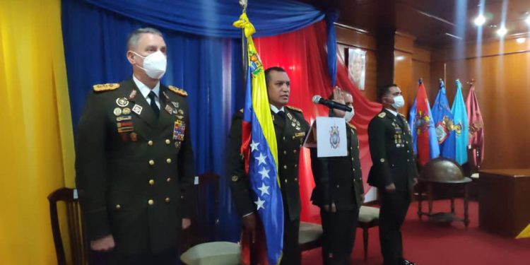 Oficiales Asimilados del Ejército Bolivariano fueron juramentados por el MG Félix Osorio 1 felix osorio 1